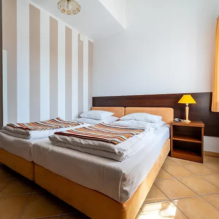 Goscinne Columbus * Karwia