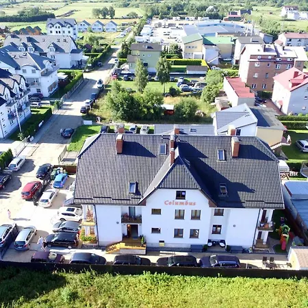 Goscinne Columbus Kwatera prywatna Karwia