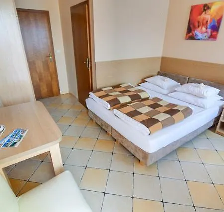 Goscinne Columbus Homestay