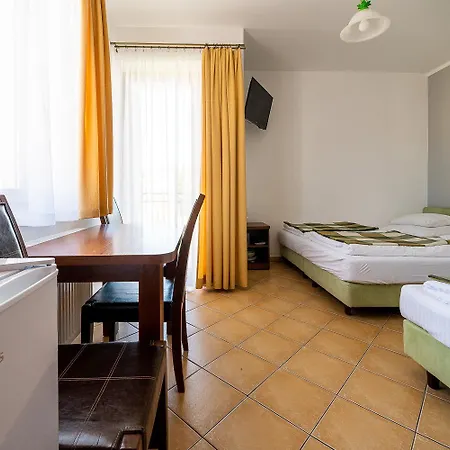Goscinne Columbus Homestay