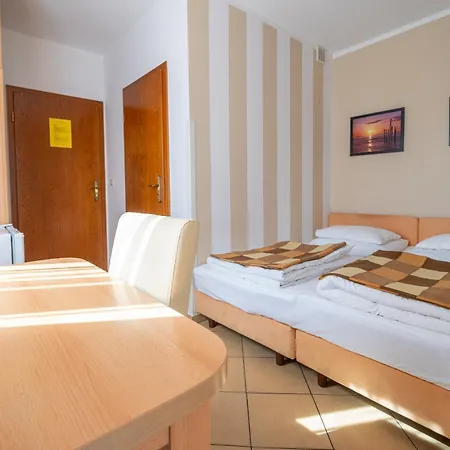 Goscinne Columbus Karwia