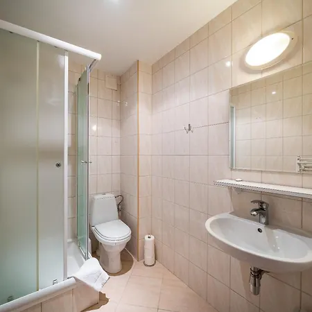 Goscinne Columbus Karwia