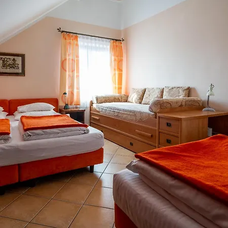 Homestay szállás Goscinne Columbus Karwia