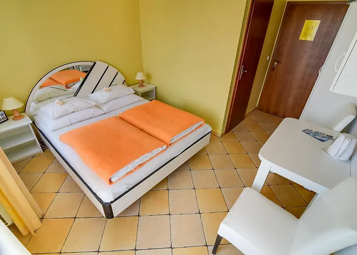 Goscinne Columbus * Карвиа