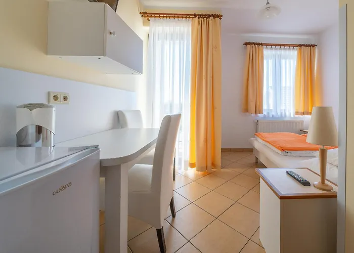 Goscinne Columbus * Карвиа