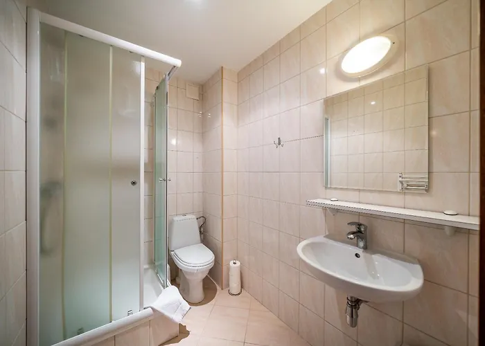 Goscinne Columbus Karwia